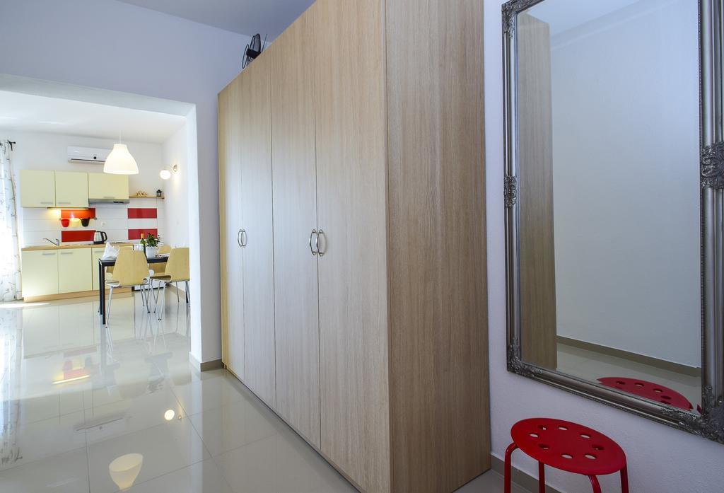 Amadrian Apartments Šibenik Esterno foto