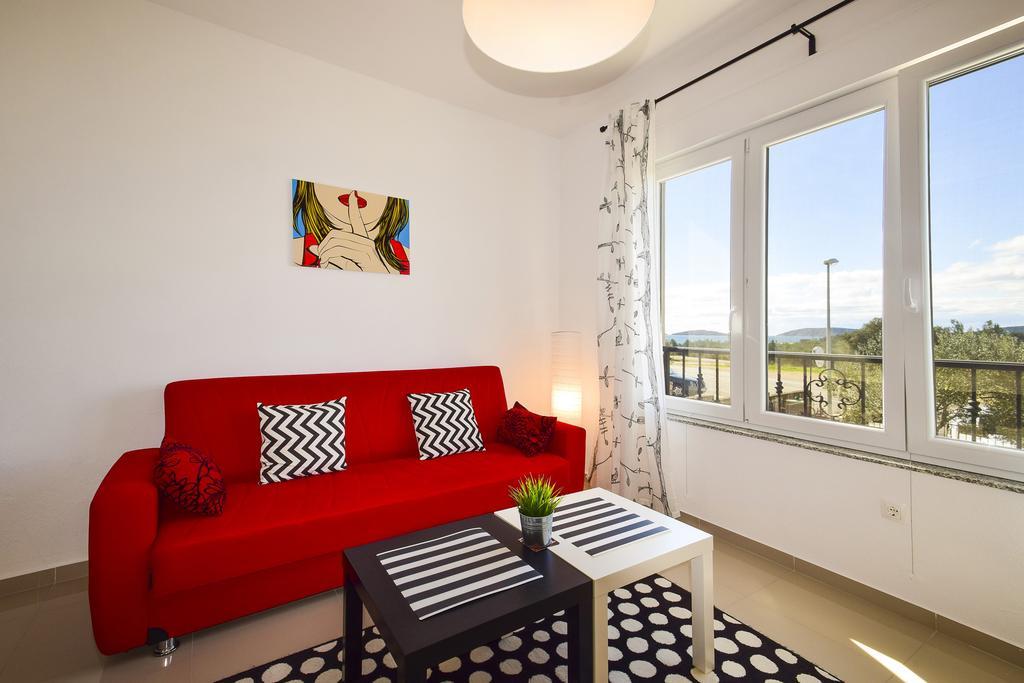 Amadrian Apartments Šibenik Esterno foto