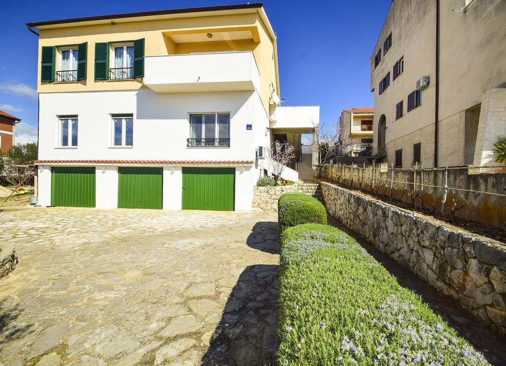 Amadrian Apartments Šibenik Esterno foto