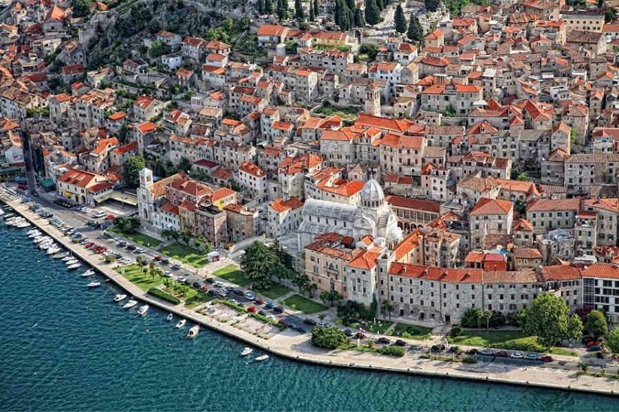 Amadrian Apartments Šibenik Esterno foto