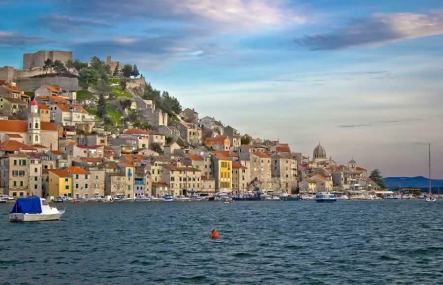 Amadrian Apartments Šibenik Esterno foto