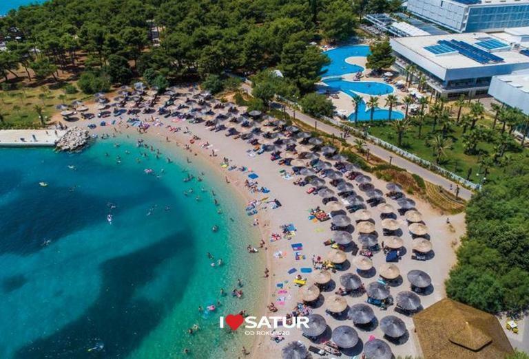 Amadrian Apartments Šibenik Esterno foto